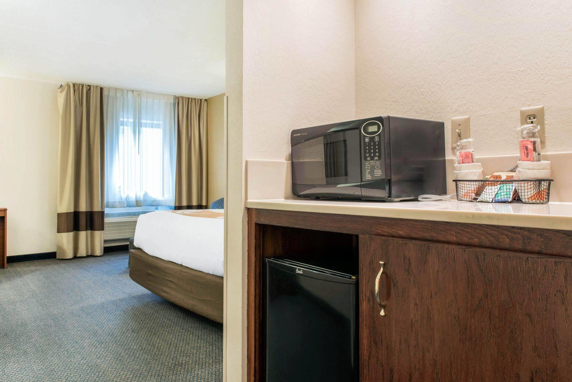 Quality Inn & Suites Zanesville Dış mekan fotoğraf